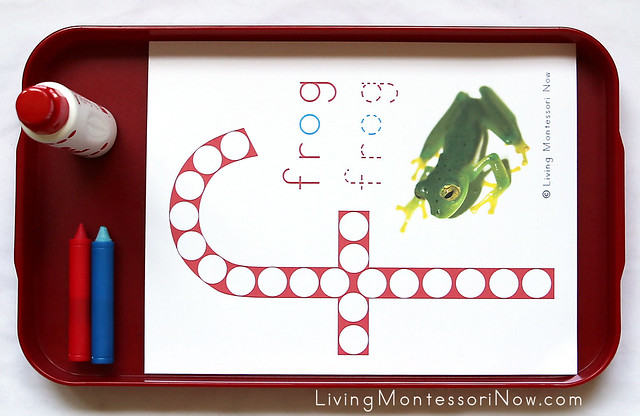 Frog Do-a-Dot Tray with Do-a-Dot Marker