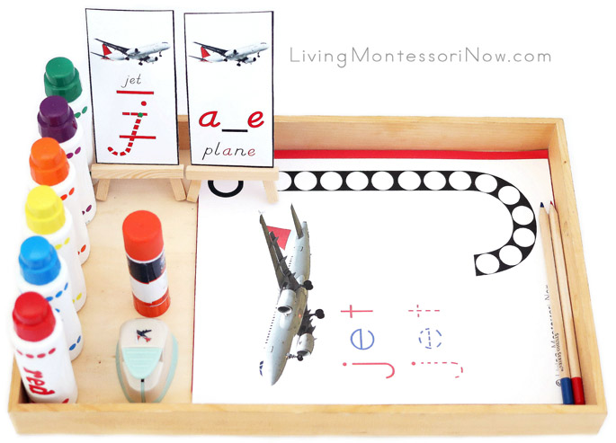 Multi-Level Tray with Jet Do-a-Dot Printable, Do-a-Dot Markers, and Jet Airplane Punch