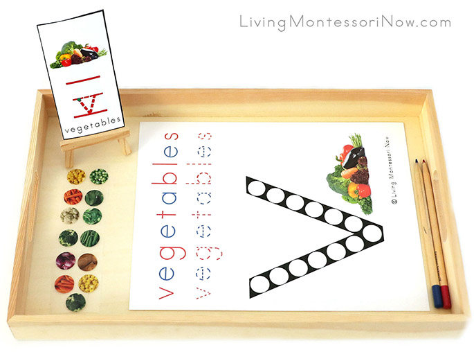 Vegetables Do-a-Dot Phonics Tray with Vegetables Sticker Work